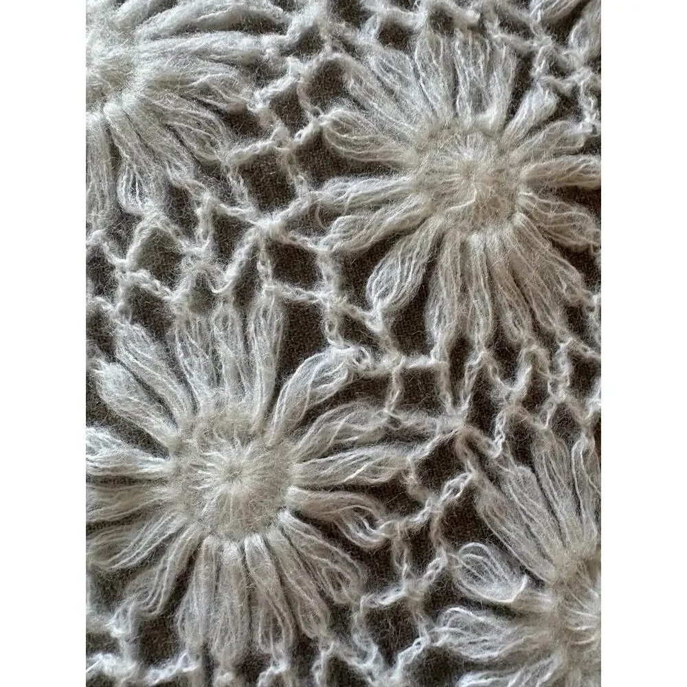 Unbranded beautiful ivory